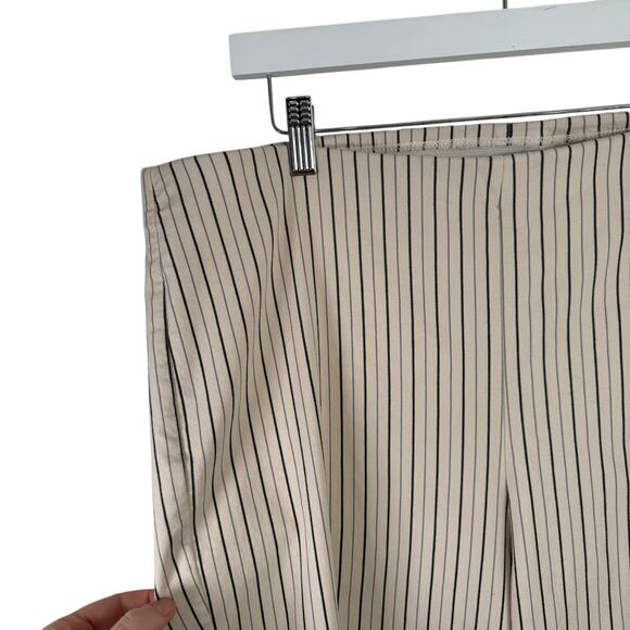 Chicos Brigitte Cream Stripe Pull On Wide Leg Crop Pants Womens 3 US 16 XL - Picture 2 of 7